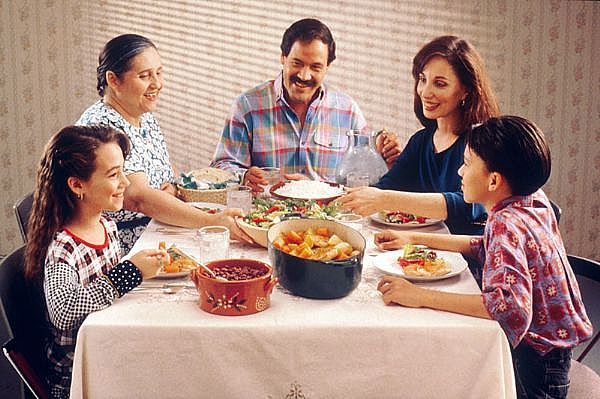 آموزش آداب اجتماعی به کودکان